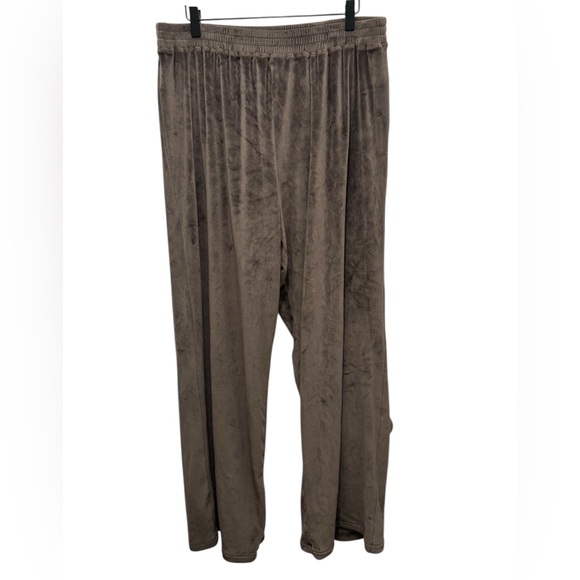 Skims Velour Wide Leg Pants - Picture 2 of 6